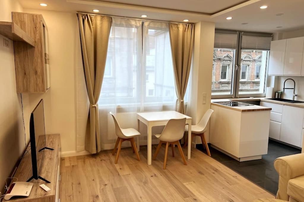 Apartament Lovely Flat Relax Near City Center Norymberga Zewnętrze zdjęcie